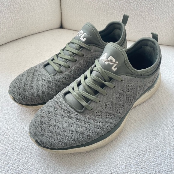 APL Techloom Phantom Sneakers in Fatigue Green - Picture 2 of 7